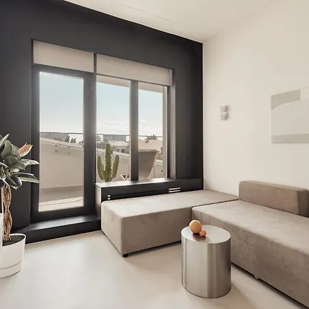 Sea & Sky Apartmán Oděsa