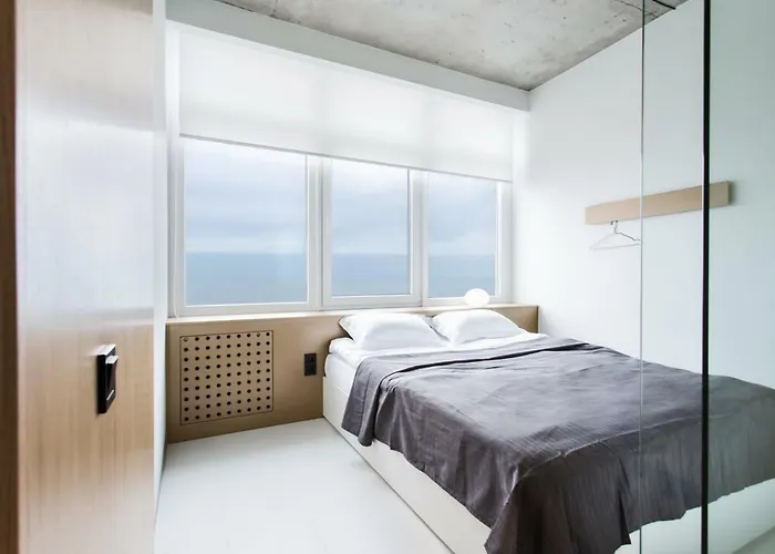 Sea & Sky Апартаменти *